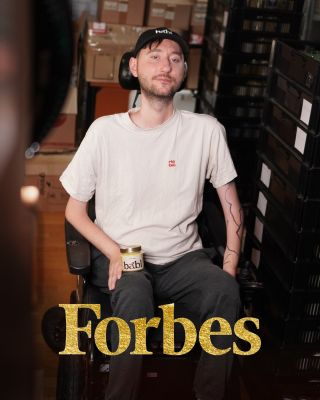 Neuvěřitelná pocta! 😍 Díky moc za rozhovor @forbescesko! ❤️ "Že Jakub Strouhal může a hlavně chce, dokazuje už několik...